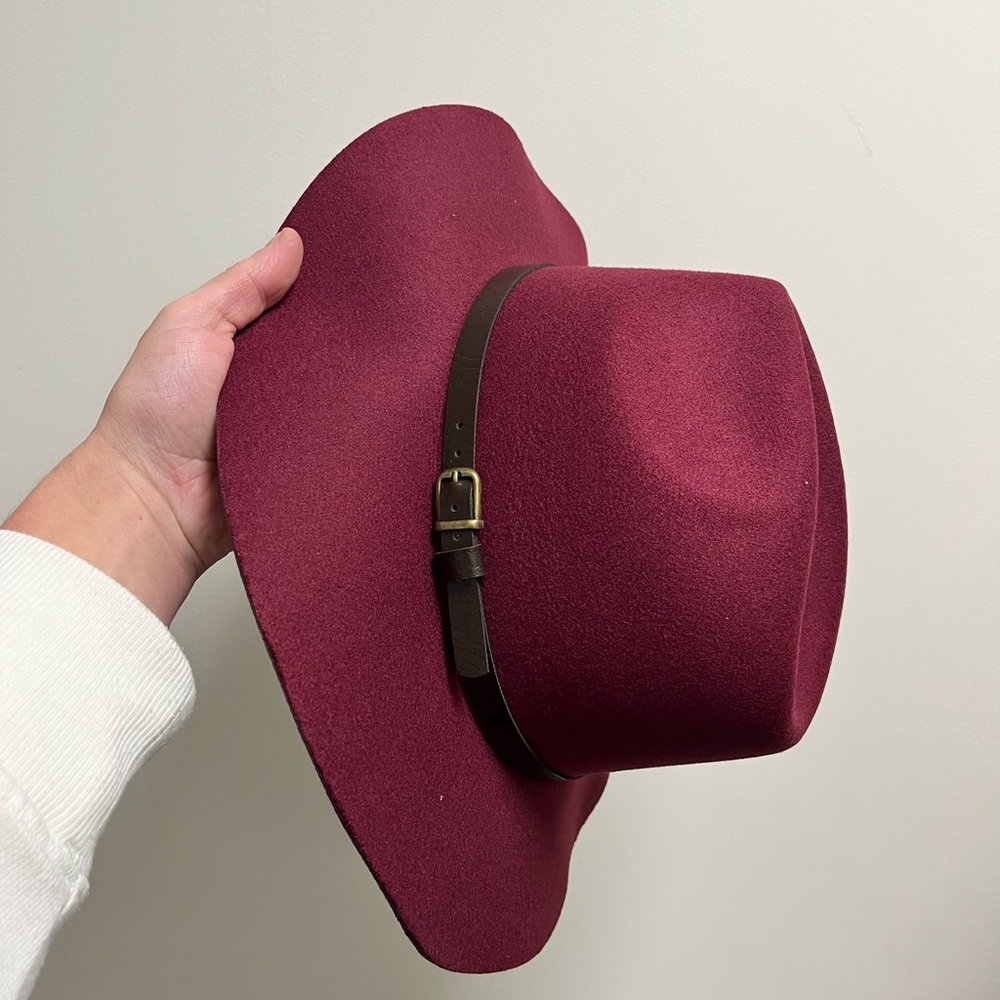 New fedora hat